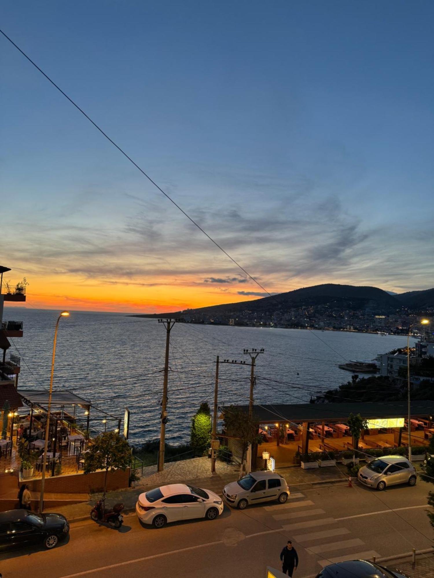 Belaire Luxury Apartment Sarandë Esterno foto