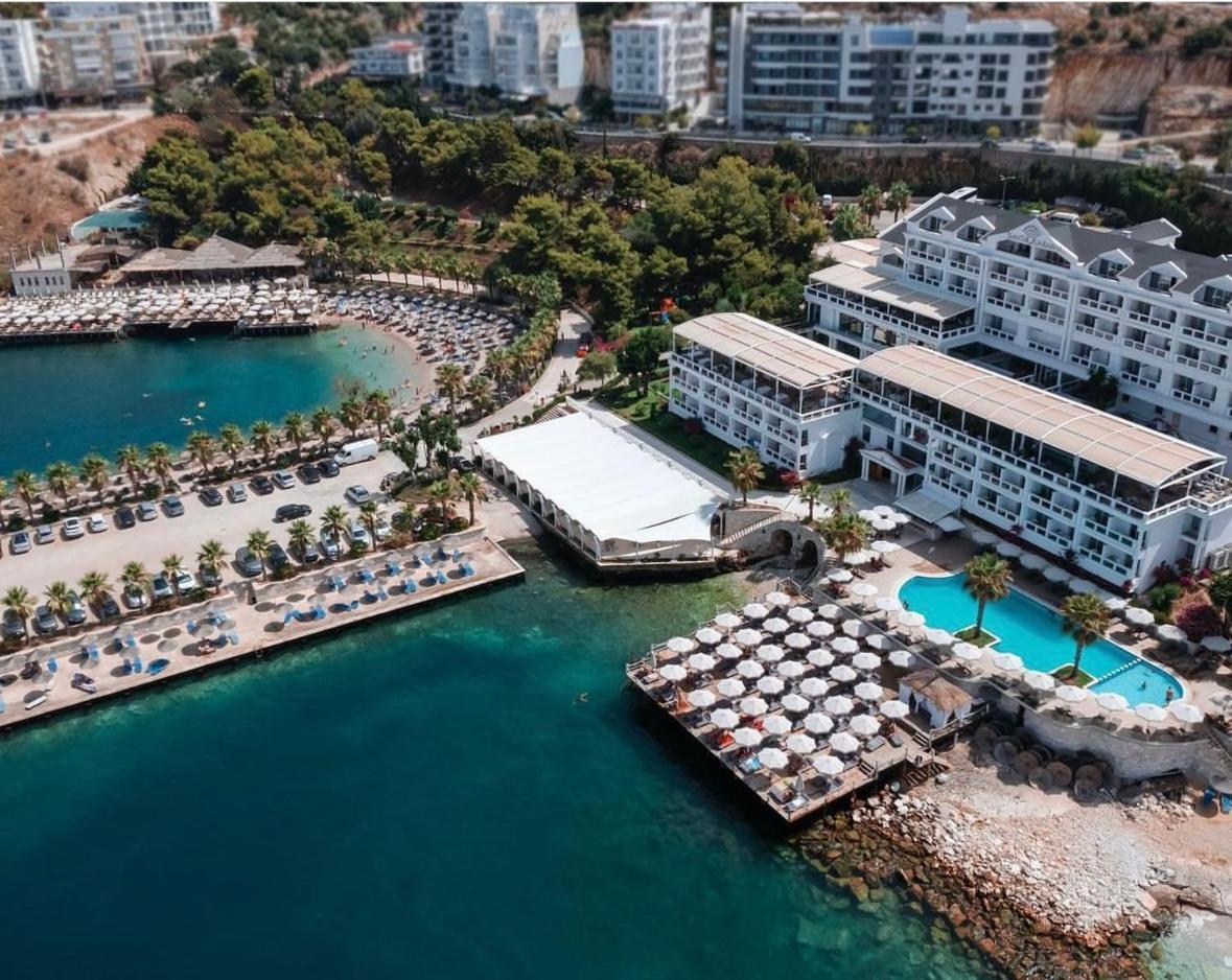 Belaire Luxury Apartment Sarandë Esterno foto