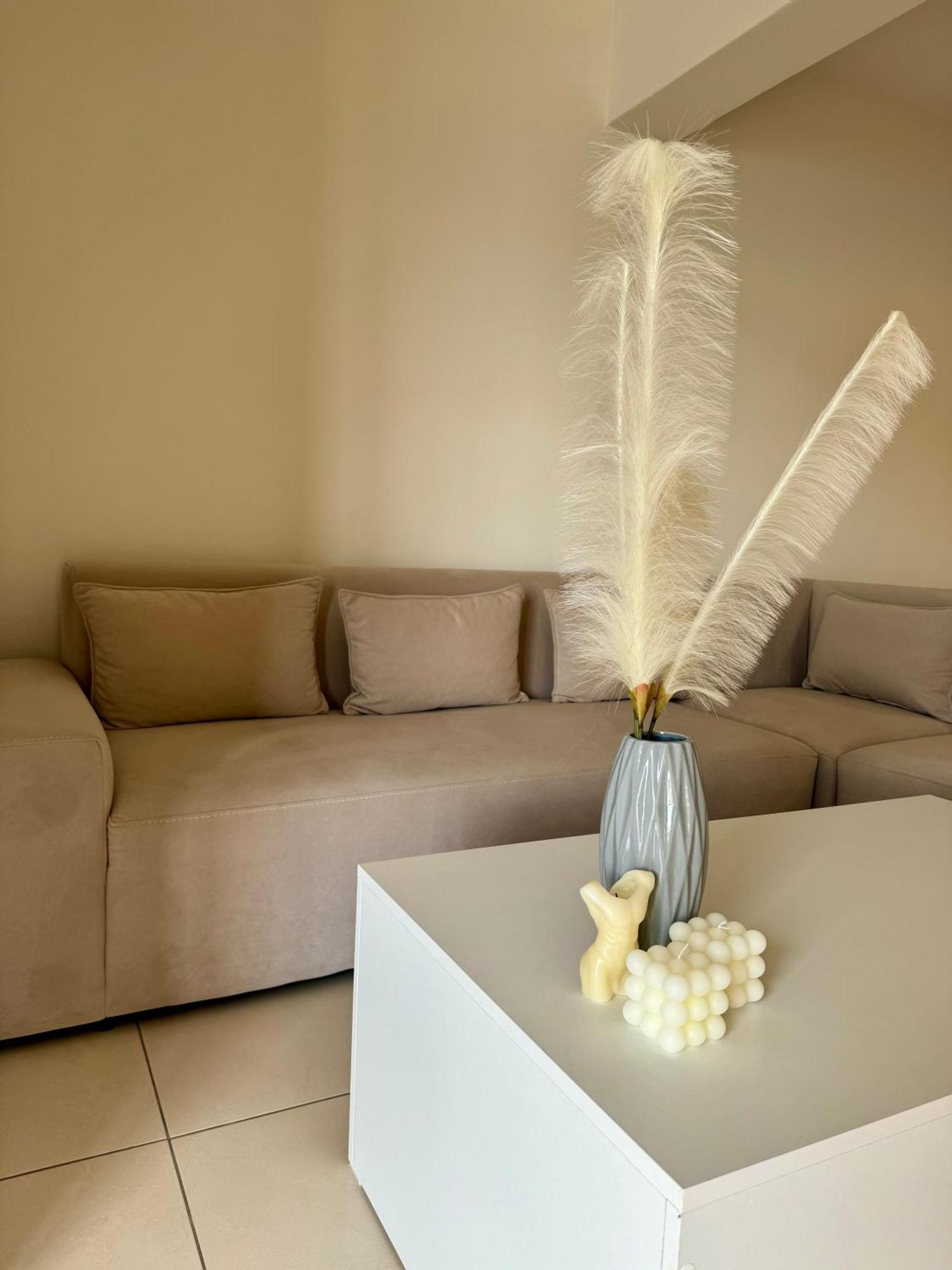 Belaire Luxury Apartment Sarandë Esterno foto